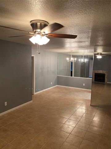 9700 Leawood Boulevard 205, Houston, TX 77099