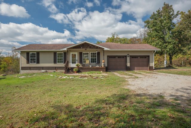535 Dove Road, Goodman, MO 64843