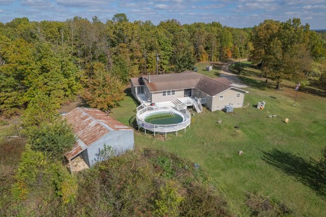 535 Dove Road, Goodman, MO 64843