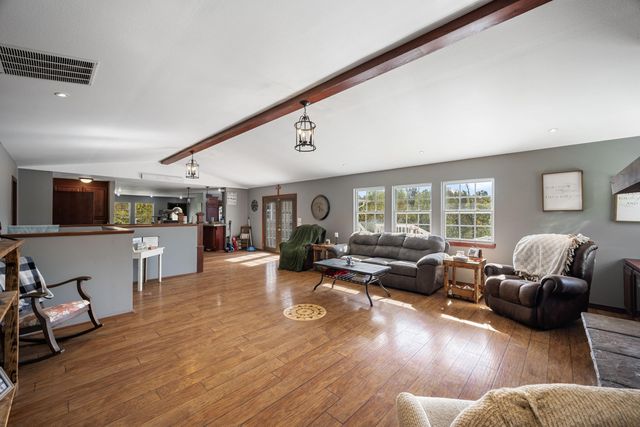 535 Dove Road, Goodman, MO 64843