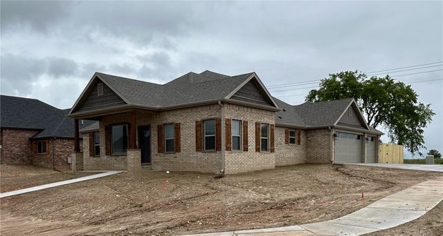 2000 Dobbs Street, Pea Ridge, AR 72751