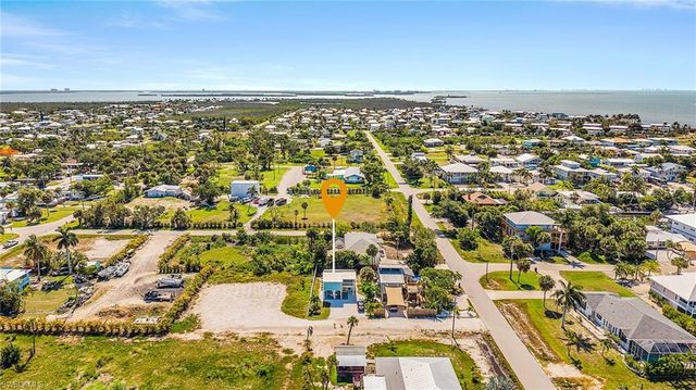 2430 Orange ST, St. James City, FL 33956