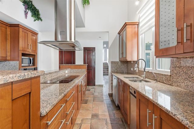 4 PASEO LAS PALMAS, Dorado, PR 00646