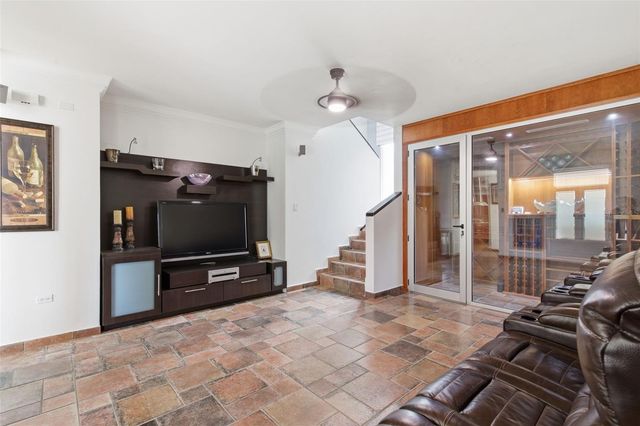 4 PASEO LAS PALMAS, Dorado, PR 00646