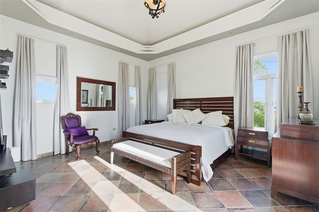 4 PASEO LAS PALMAS, Dorado, PR 00646