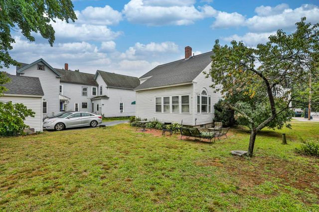 17 Prescott Street, Nashua, NH 03064