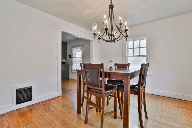 17 Prescott Street, Nashua, NH 03064