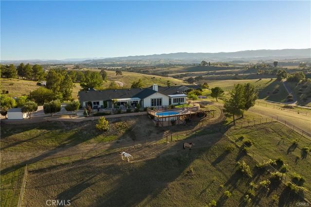 8580 Warren, Paso Robles, CA 93446