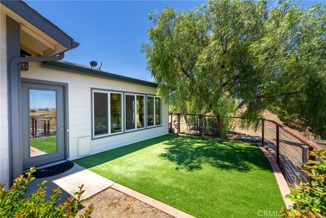 8580 Warren, Paso Robles, CA 93446