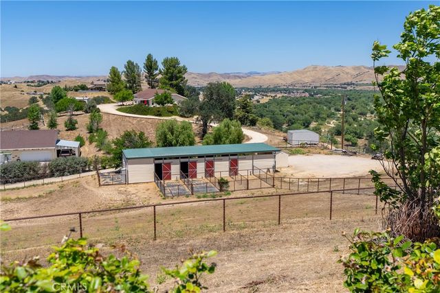 8580 Warren, Paso Robles, CA 93446