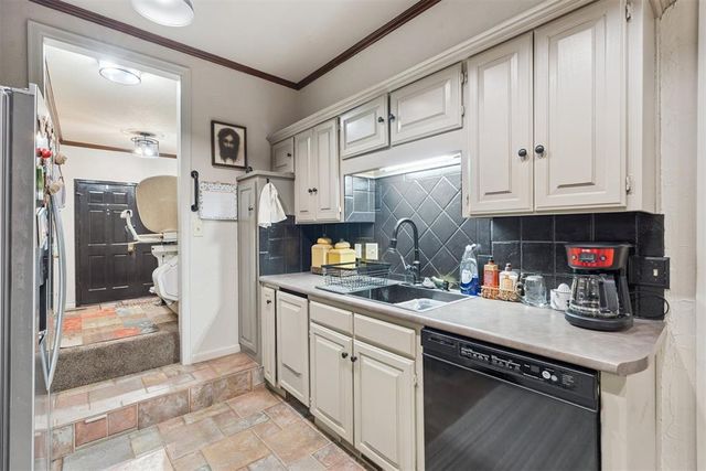 11300 N Pennsylvania 169, Oklahoma City, OK 73120