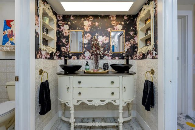 1053 GRAND BOULEVARD, Holiday, FL 34690