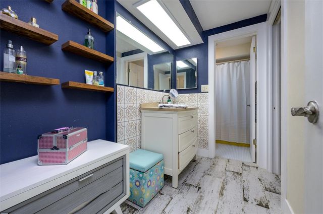 1053 GRAND BOULEVARD, Holiday, FL 34690