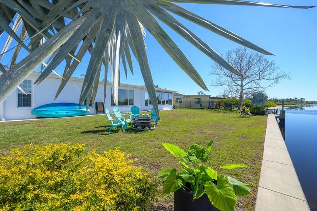 1053 GRAND BOULEVARD, Holiday, FL 34690