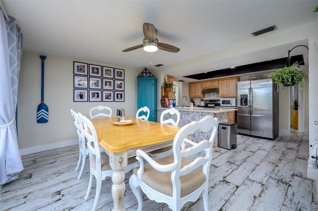 1053 GRAND BOULEVARD, Holiday, FL 34690