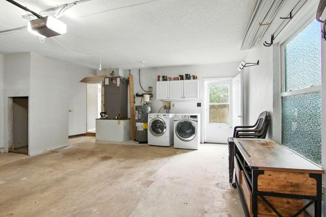 24 NW Cinderella Lane, Fort Walton Beach, FL 32547