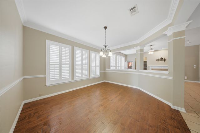 4100 Parkview Court, Bedford, TX 76021