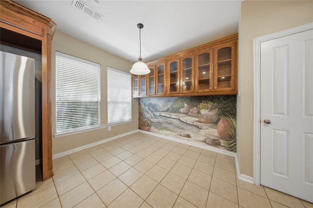 4100 Parkview Court, Bedford, TX 76021