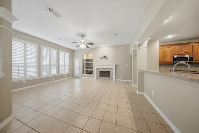 4100 Parkview Court, Bedford, TX 76021