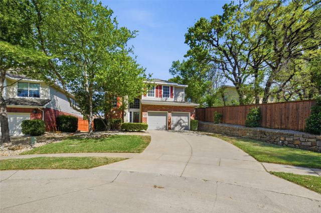 4100 Parkview Court, Bedford, TX 76021