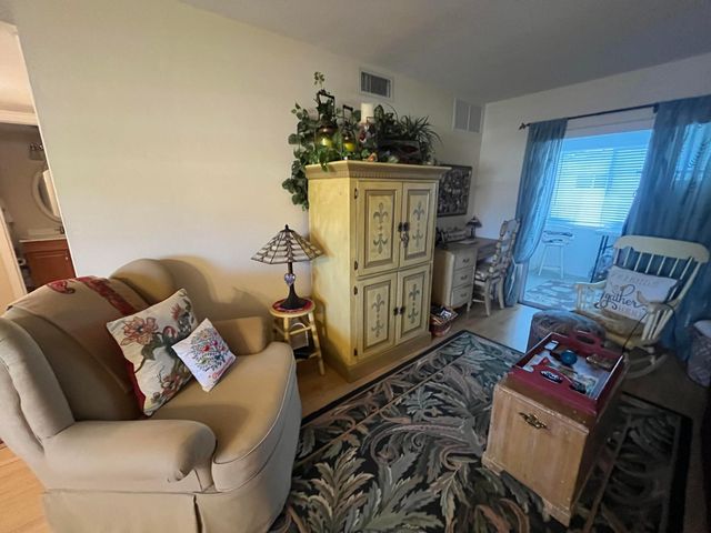 2191 NE 1st Court 203, Boynton Beach, FL 33435