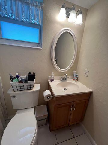 2191 NE 1st Court 203, Boynton Beach, FL 33435