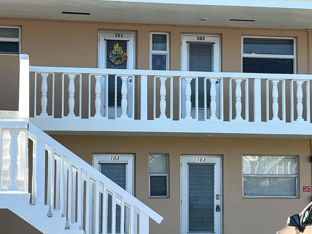 2191 NE 1st Court 203, Boynton Beach, FL 33435