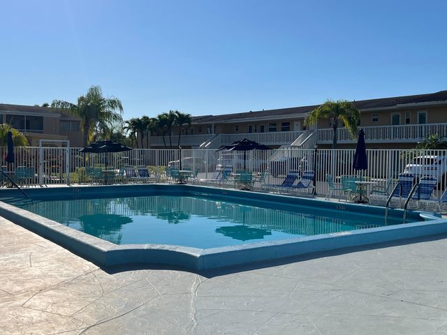 2191 NE 1st Court 203, Boynton Beach, FL 33435