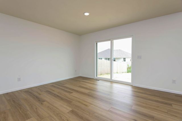 824 S Wheaton Hills Drive Lot 165, Nixa, MO 65714