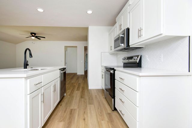 824 S Wheaton Hills Drive Lot 165, Nixa, MO 65714