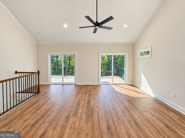 420 Lake Place Drive, Lavonia, GA 30553