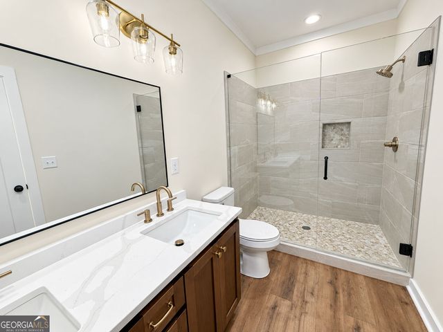 420 Lake Place Drive, Lavonia, GA 30553