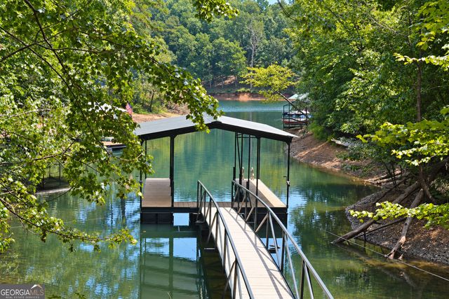 420 Lake Place Drive, Lavonia, GA 30553