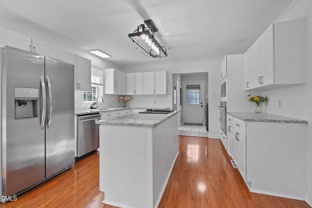 8513 Kenridge Lane, Fuquay Varina, NC 27526