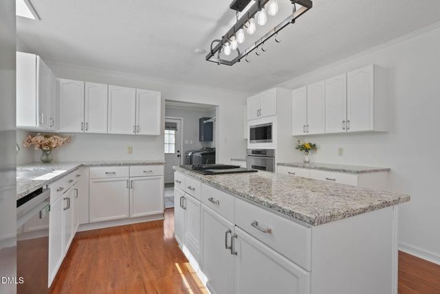 8513 Kenridge Lane, Fuquay Varina, NC 27526