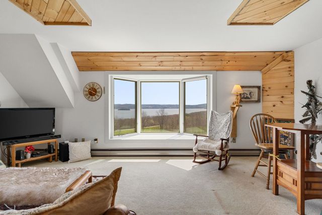 145 Jeffries Road, Newport Town, VT 05857