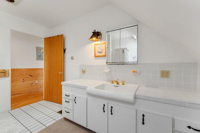 145 Jeffries Road, Newport Town, VT 05857