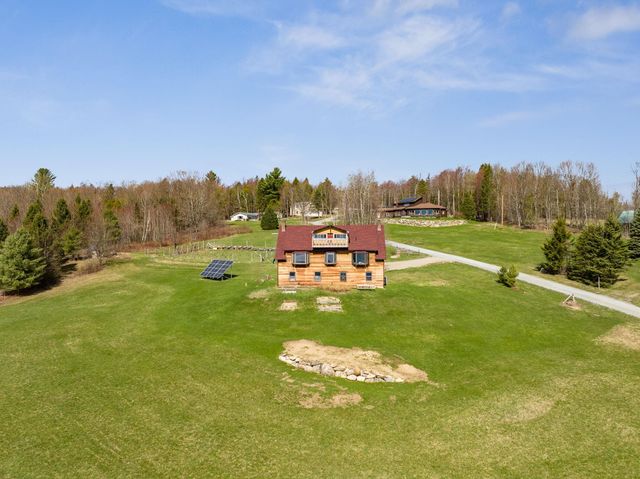 145 Jeffries Road, Newport Town, VT 05857
