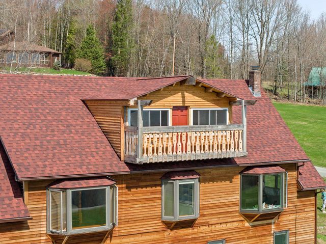 145 Jeffries Road, Newport Town, VT 05857