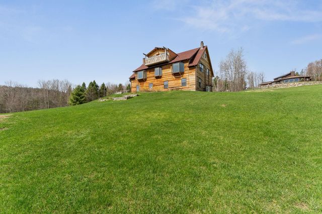 145 Jeffries Road, Newport Town, VT 05857