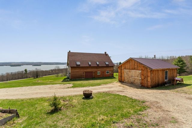 145 Jeffries Road, Newport Town, VT 05857