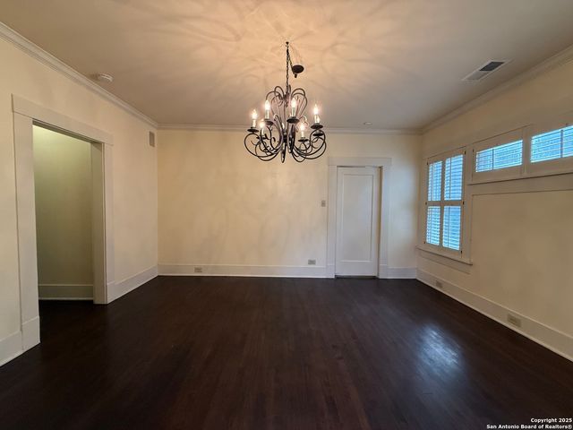 334 W Gramercy, San Antonio, TX 78212