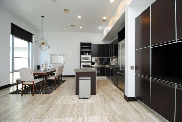 4118 Floyd Street A, Houston, TX 77007