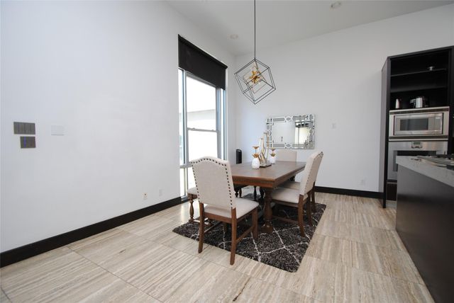4118 Floyd Street A, Houston, TX 77007
