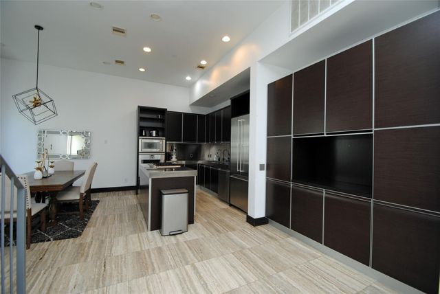 4118 Floyd Street A, Houston, TX 77007