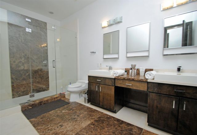 4118 Floyd Street A, Houston, TX 77007