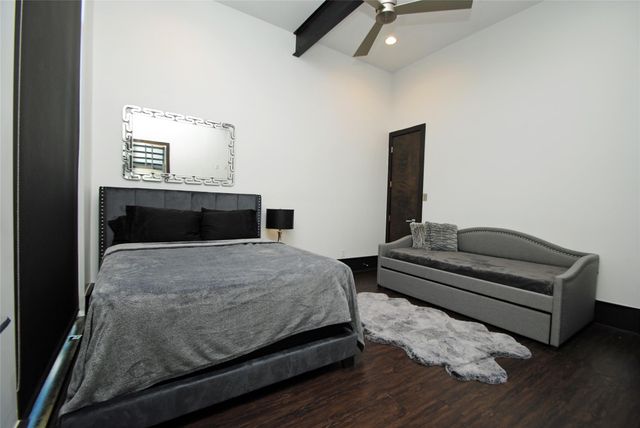 4118 Floyd Street A, Houston, TX 77007