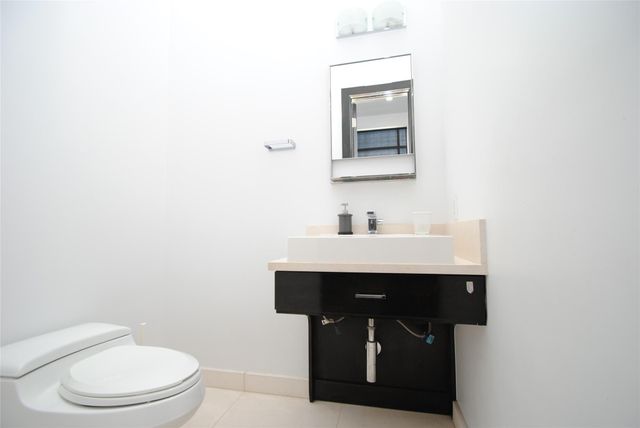 4118 Floyd Street A, Houston, TX 77007