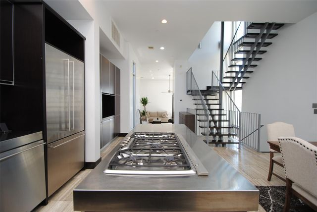 4118 Floyd Street A, Houston, TX 77007