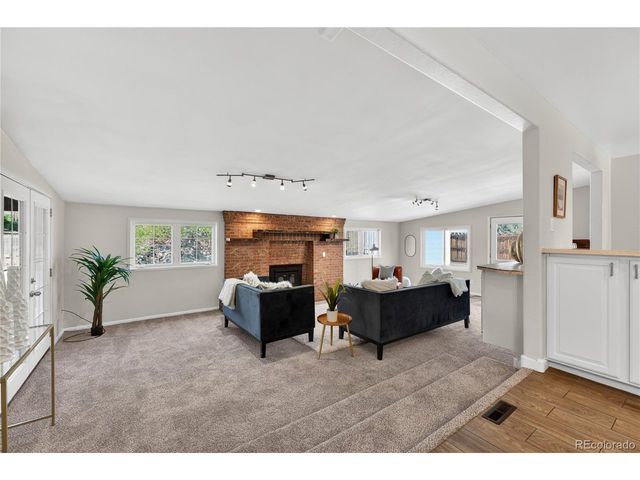 5071 S Irving St, Englewood, CO 80110